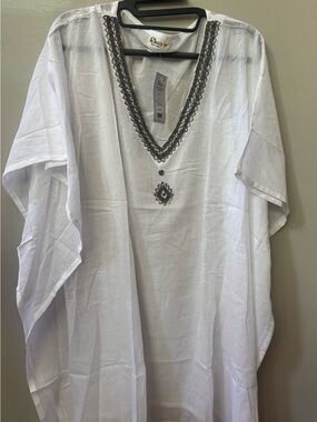 Rhea White Embroidered V-Neck Caftan